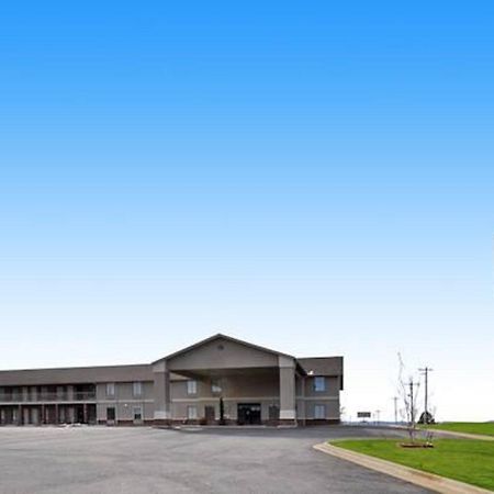 Econo Lodge Inn & Suites Greenbrier Esterno foto